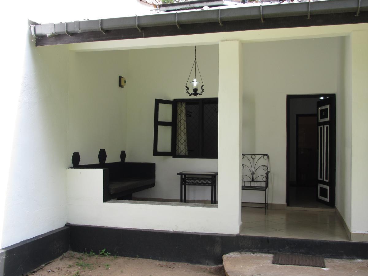 Dambulu Oya Family Park Hotel Dambulla Bagian luar foto